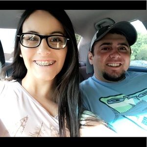 Meet your Posher, Della